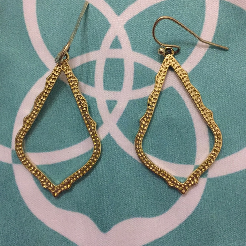 Kendra Scott earrings